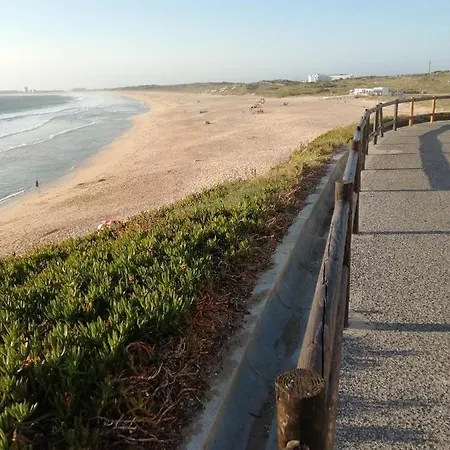 Hebe Peniche אנטוגויה דה באלייה