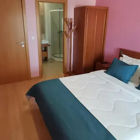 Hebe Peniche Otel Atouguia Da Baleia