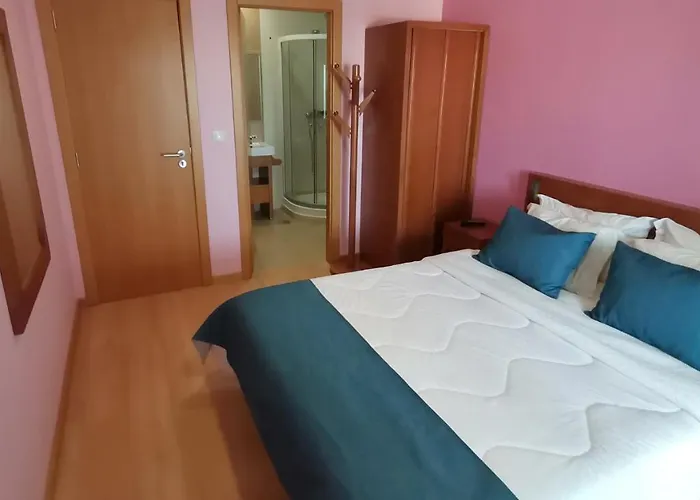 Hebe Peniche Otel Atouguia Da Baleia